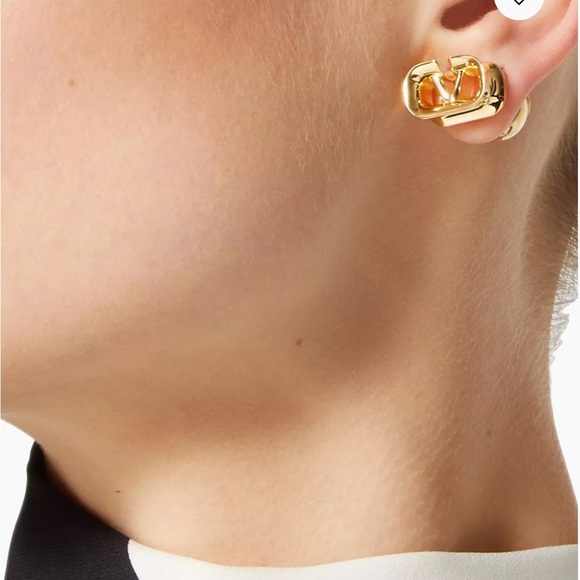 NWOT Valentino Gold VLogo Studs!! - Picture 2 of 6